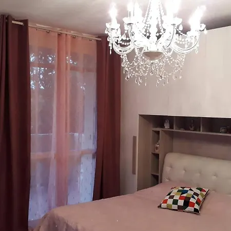Casa Daniela Apartment *